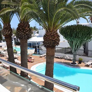 Hotel apartamentowy Tulipanes, Puerto del Carmen (Lanzarote)